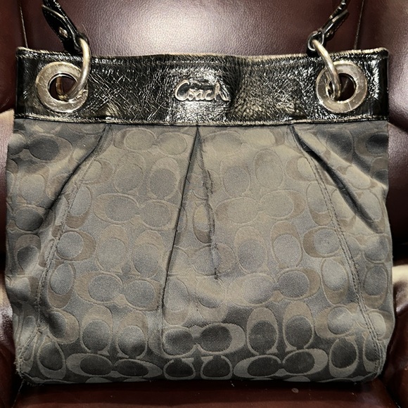 Coach Signature Sateen Ashley Hippie Bag - Picture 2 of 16